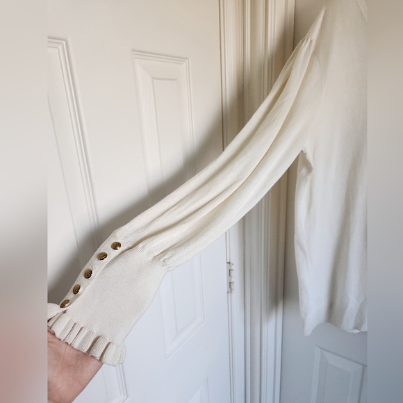 Lauren Ralph Lauren Knit V-Neck Sweater Ruffle Sleeves Gold Button Accents 1X - Picture 2 of 10